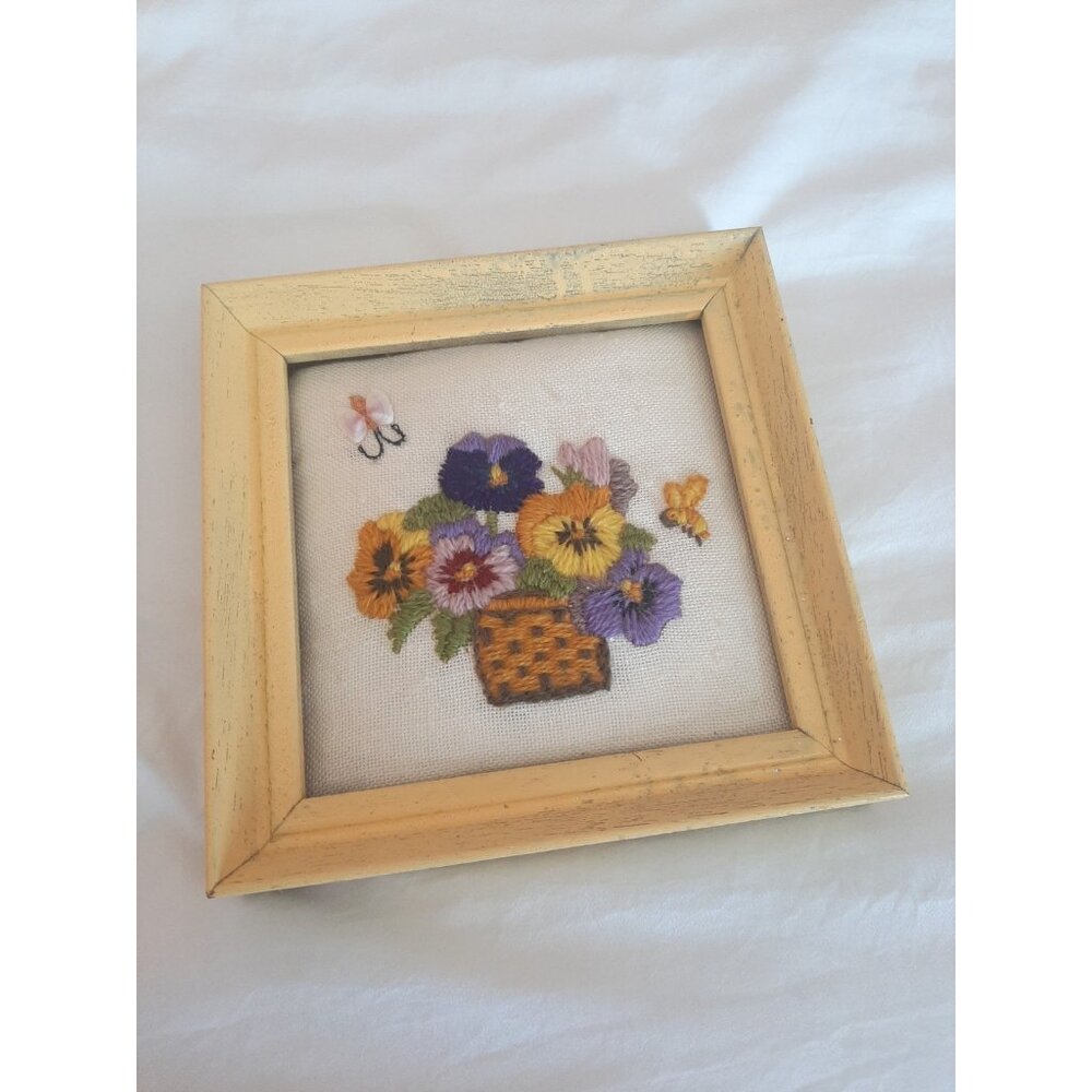 Vintage Crewel Framed Jiffy Stitchery Sunset Designs Pansy Basket 256A w Shells
